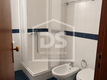Moradia T4 para Venda em Peso da Régua e Godim