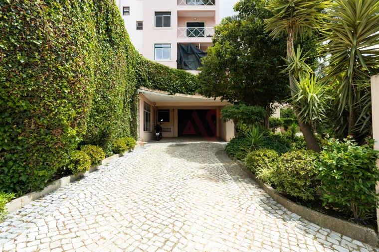 Apartamento T2 para Arrendamento em Cascais e Estoril Foto 4