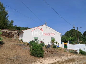 Moradia T4 para Venda em Reguengo e São Julião