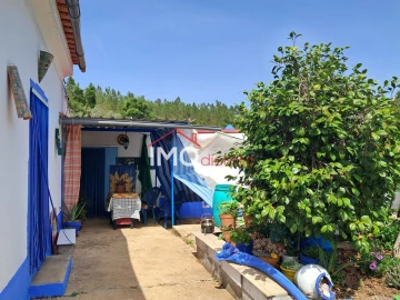 Moradia T4 para Venda em Reguengo e São Julião