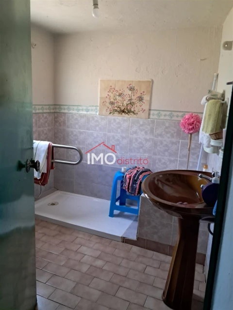 Moradia T4 para Venda em Reguengo e São Julião