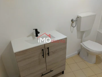 Moradia T2 para Venda em Santiago Maior