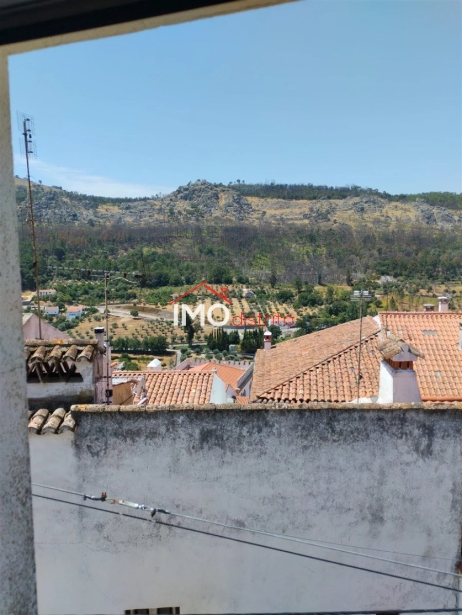 Moradia T2 para Venda em Santiago Maior Foto 25
