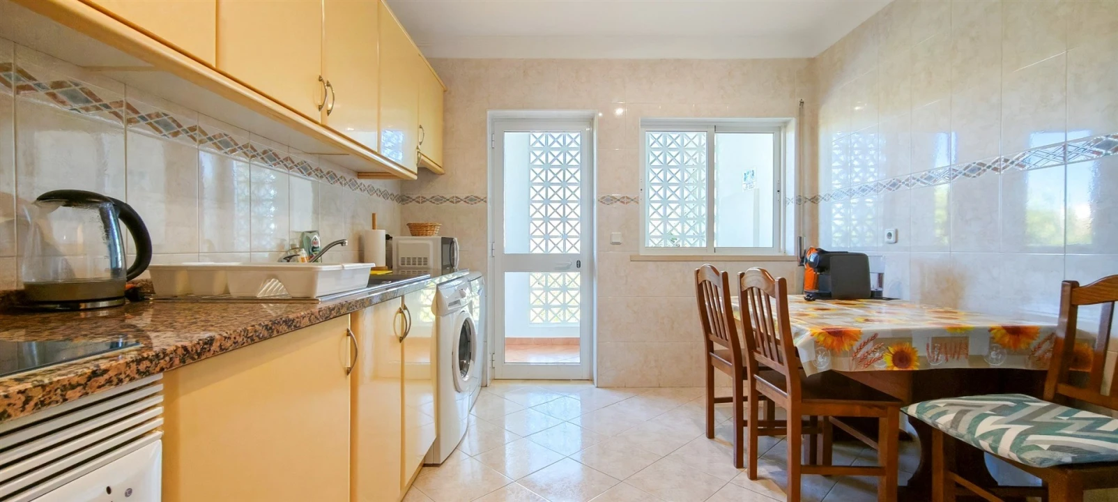 Apartamento T2 para Venda em Guia Foto 12