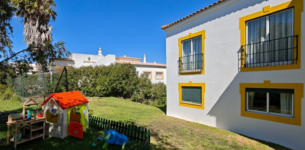 Apartamento T2 para Venda em Guia Foto 4