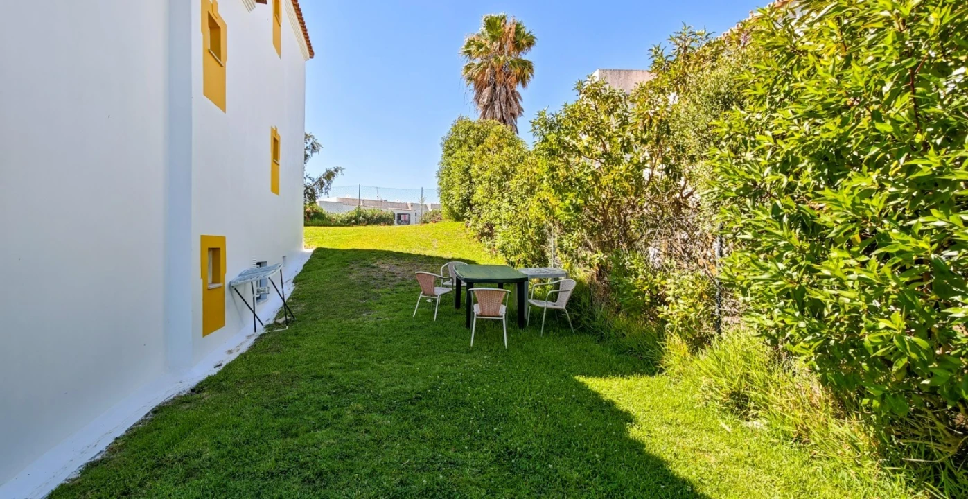 Apartamento T2 para Venda em Guia Foto 33