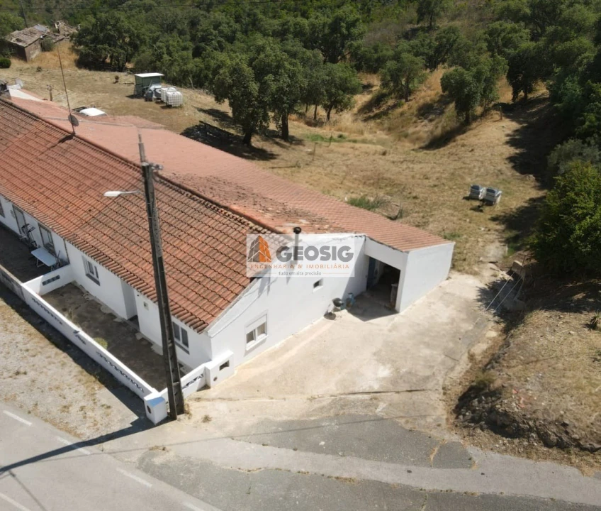 Moradia T2 para Venda em São Barnabe Foto 28