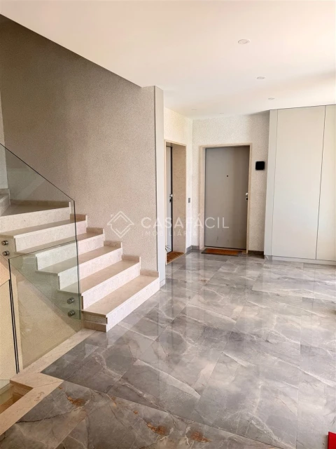 Apartamento T4 para Venda em Alcochete