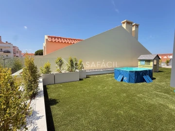 Apartamento T4 para Venda em Alcochete
