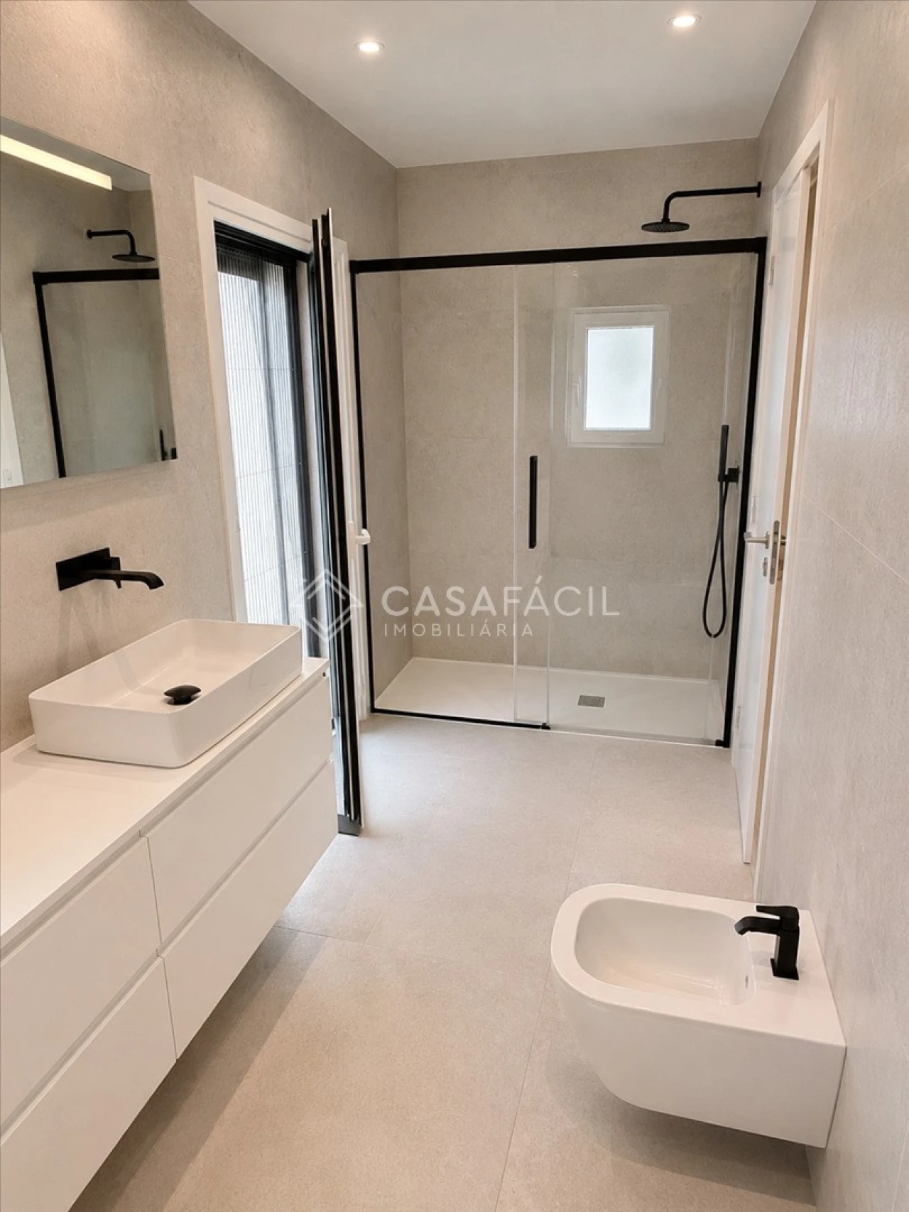 Apartamento T4 para Venda em Alcochete Foto 16