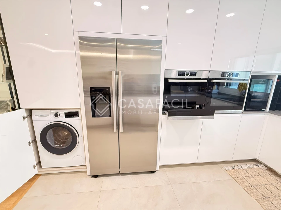 Apartamento T4 para Venda em Alcochete Foto 6