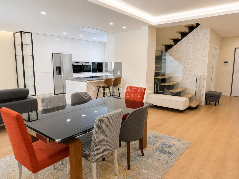 Apartamento T4 para Venda em Alcochete Foto 1