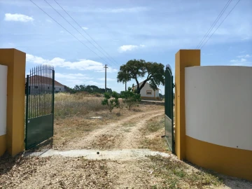 Moradia T1 para Arrendamento em Asseiceira