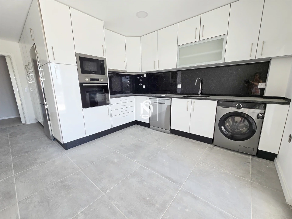 Apartamento T2 para Venda em Seixal, Arrentela e Aldeia de Paio Pires Foto 28