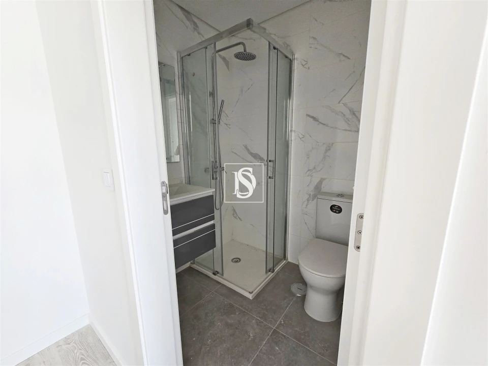 Apartamento T2 para Venda em Seixal, Arrentela e Aldeia de Paio Pires Foto 31