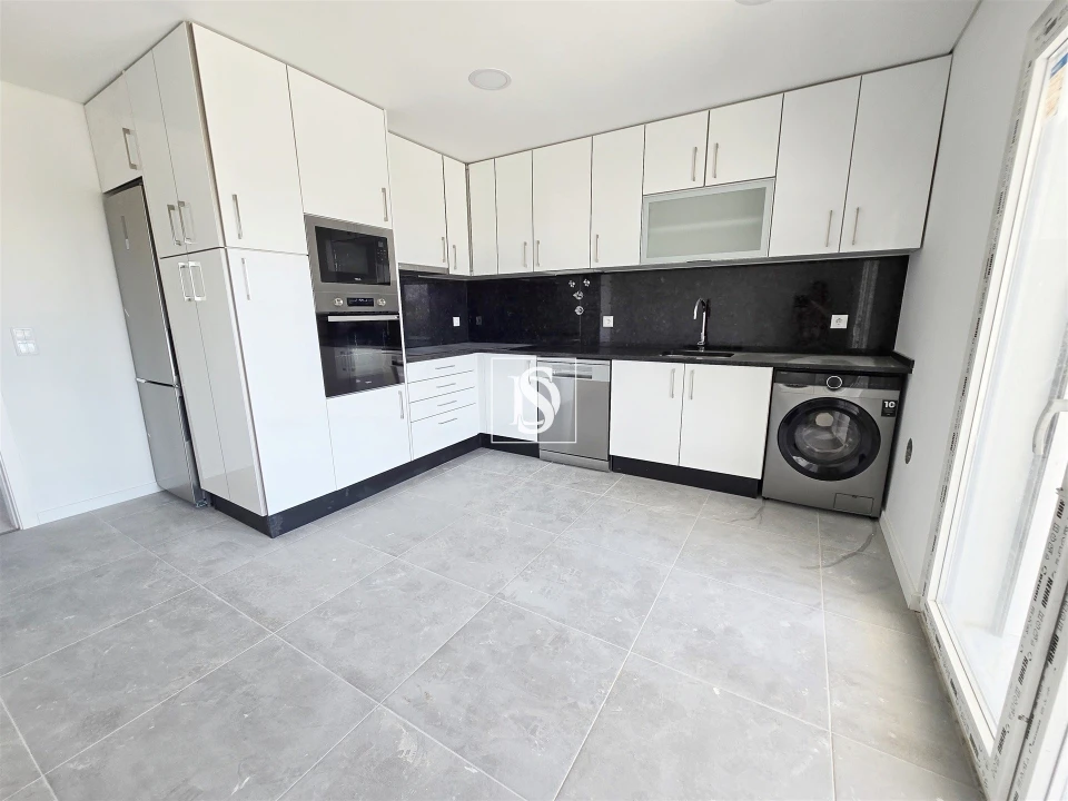 Apartamento T2 para Venda em Seixal, Arrentela e Aldeia de Paio Pires Foto 6