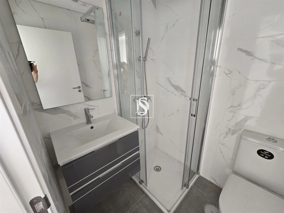 Apartamento T2 para Venda em Seixal, Arrentela e Aldeia de Paio Pires Foto 32