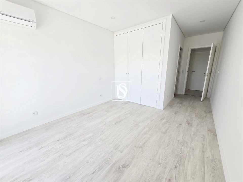 Apartamento T2 para Venda em Seixal, Arrentela e Aldeia de Paio Pires Foto 4