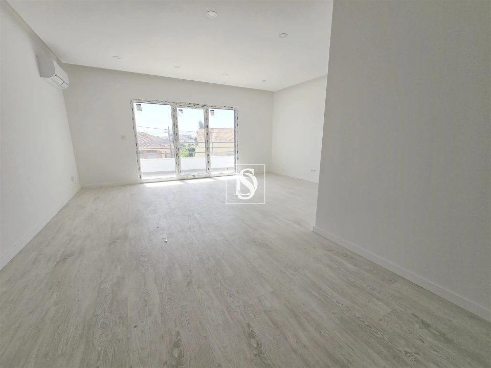 Apartamento T2 para Venda em Seixal, Arrentela e Aldeia de Paio Pires Foto 22