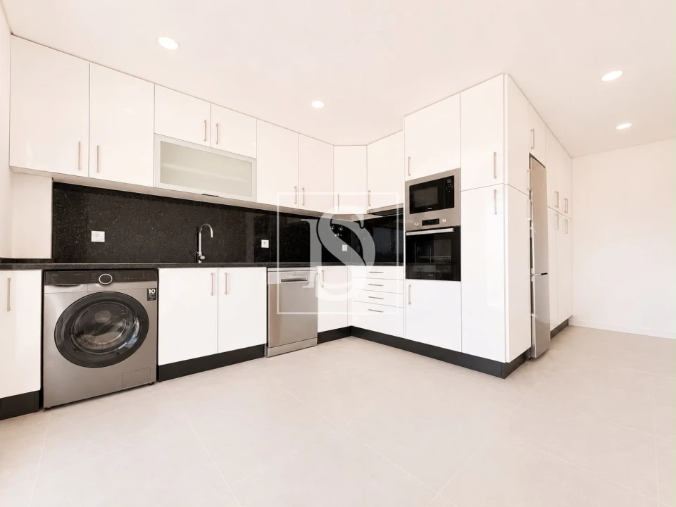 Apartamento T2 para Venda em Seixal, Arrentela e Aldeia de Paio Pires Foto 4