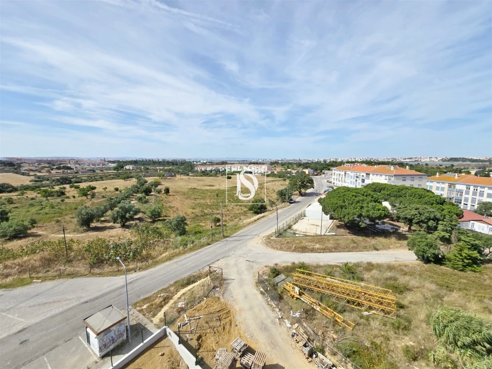 Apartamento T2 para Venda em Seixal, Arrentela e Aldeia de Paio Pires Foto 25