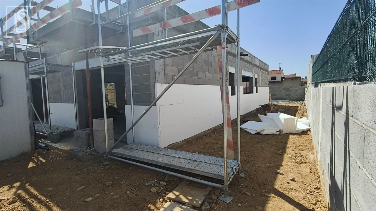 Moradia T3 para Venda em Nossa Sra de Fatima Foto 13