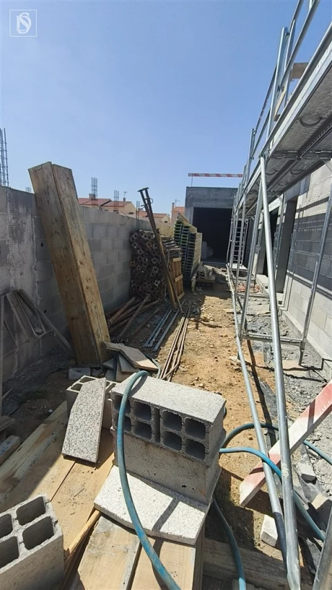 Moradia T3 para Venda em Nossa Sra de Fatima