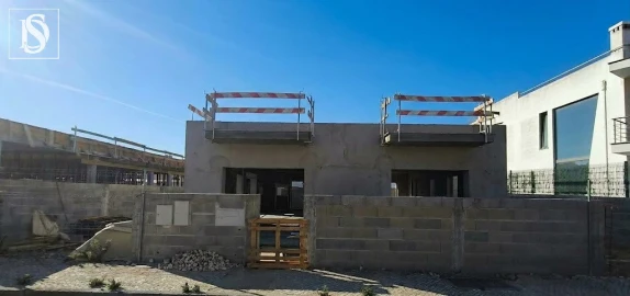 Moradia T3 para Venda em Nossa Sra de Fatima