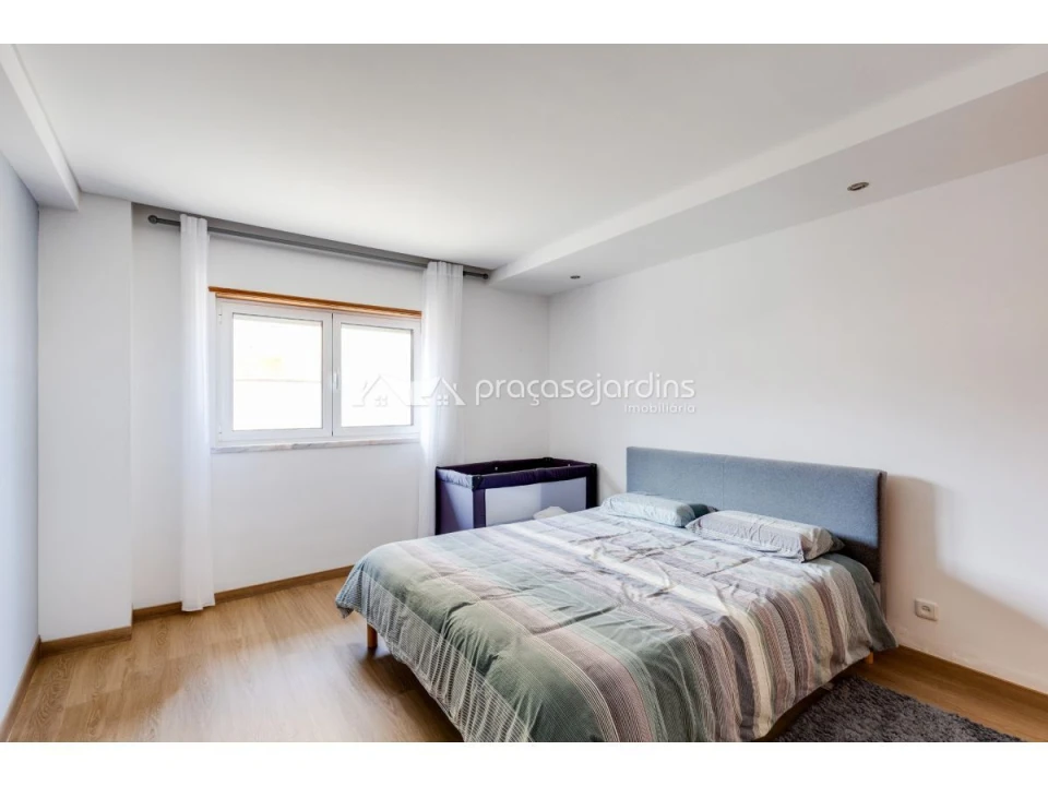 Apartamento T3 para Venda em Coimbrão Foto 9