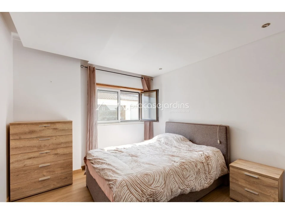 Apartamento T3 para Venda em Coimbrão Foto 15