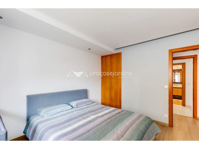 Apartamento T3 para Venda em Coimbrão Foto 10