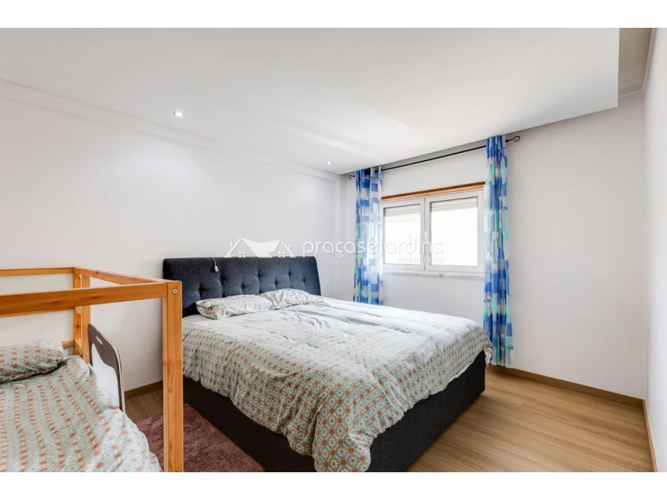 Apartamento T3 para Venda em Coimbrão Foto 18