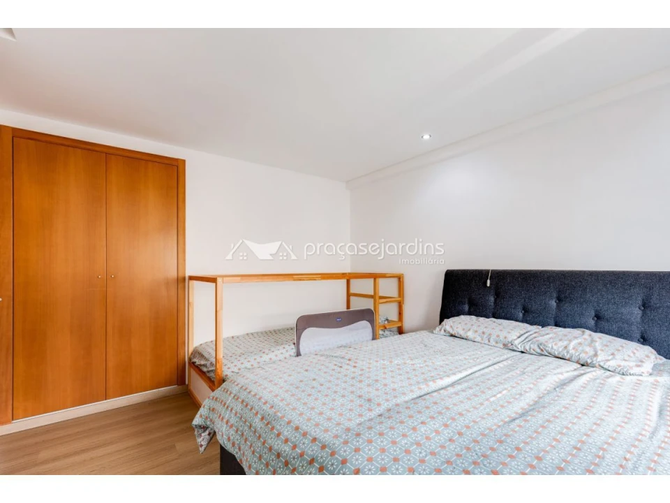 Apartamento T3 para Venda em Coimbrão Foto 19