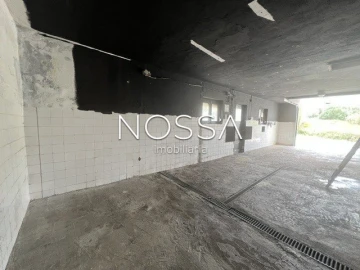 Garagem para Arrendamento em Algueirão-Mem Martins