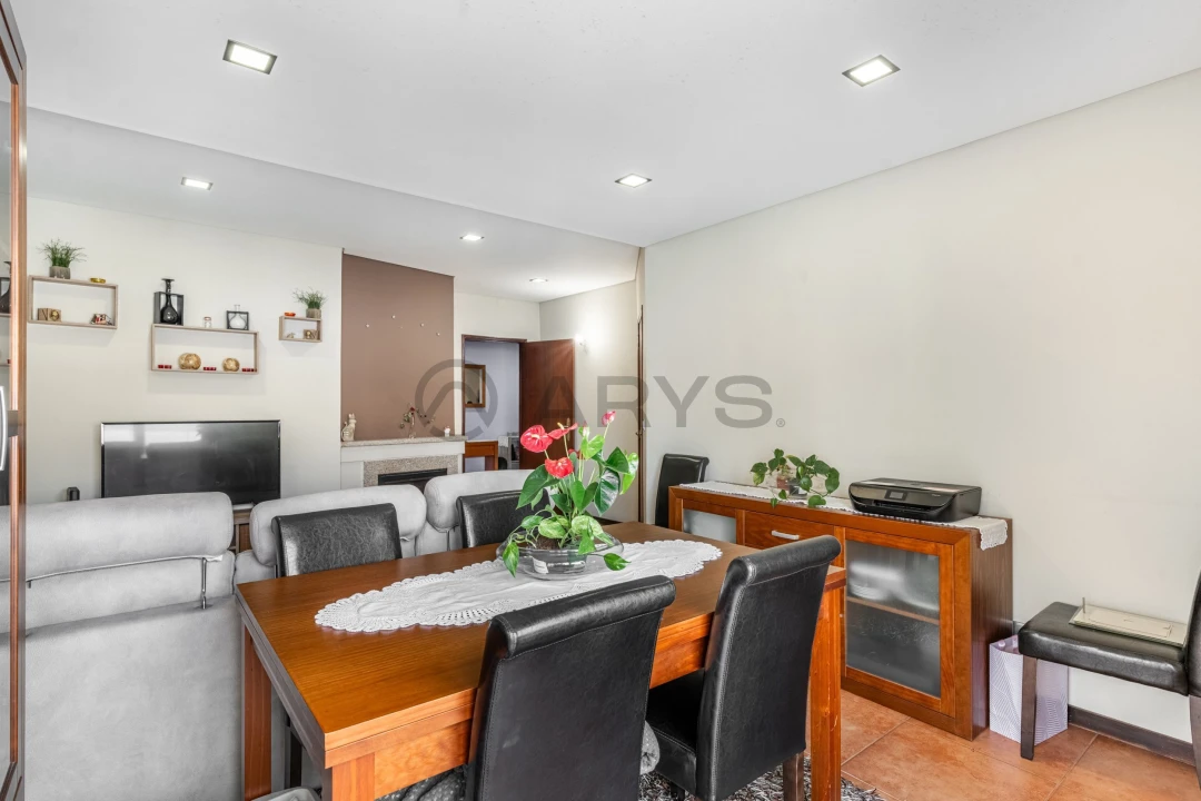 Apartamento T2 para Venda em Vila Verde e Barbudo Foto 4