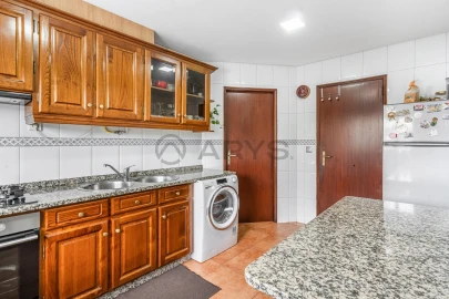 Apartamento T2 para Venda em Vila Verde e Barbudo
