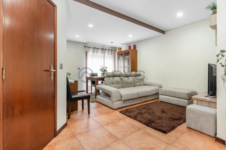 Apartamento T2 para Venda em Vila Verde e Barbudo Foto 5