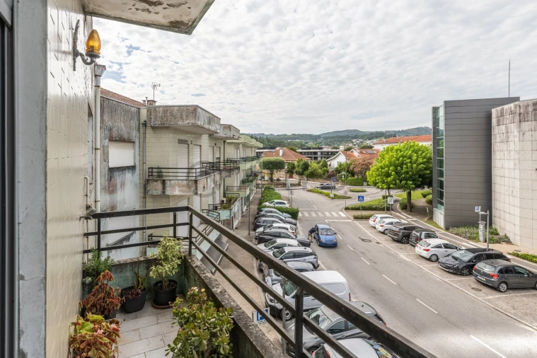 Apartamento T2 para Venda em Vila Verde e Barbudo Foto 8