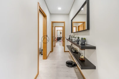 Moradia T3 para Venda em Arcozelo