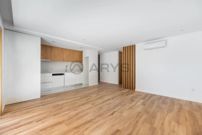 Apartamento T2 para Venda em Real, Dume e Semelhe