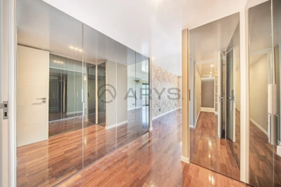 Apartamento T3 para Venda em Aver-O-Mar, Amorim e Terroso