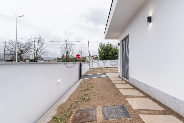 Moradia T3 para Venda em Ferreiros, Prozelo e Besteiros Foto 20