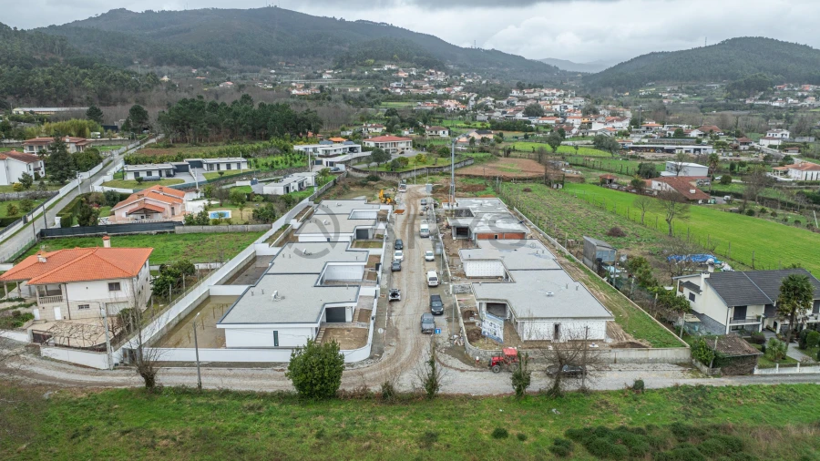 Moradia T3 para Venda em Ferreiros, Prozelo e Besteiros Foto 2