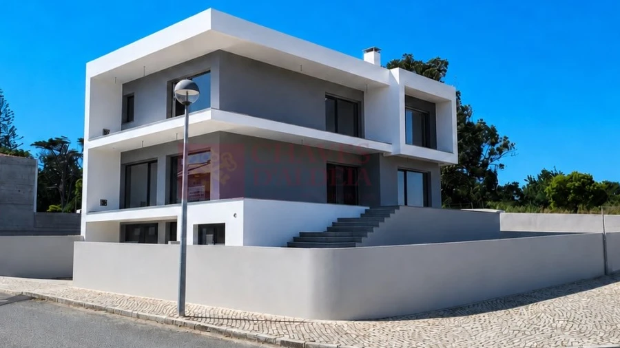 Moradia T4 para Venda em Santo Isidoro