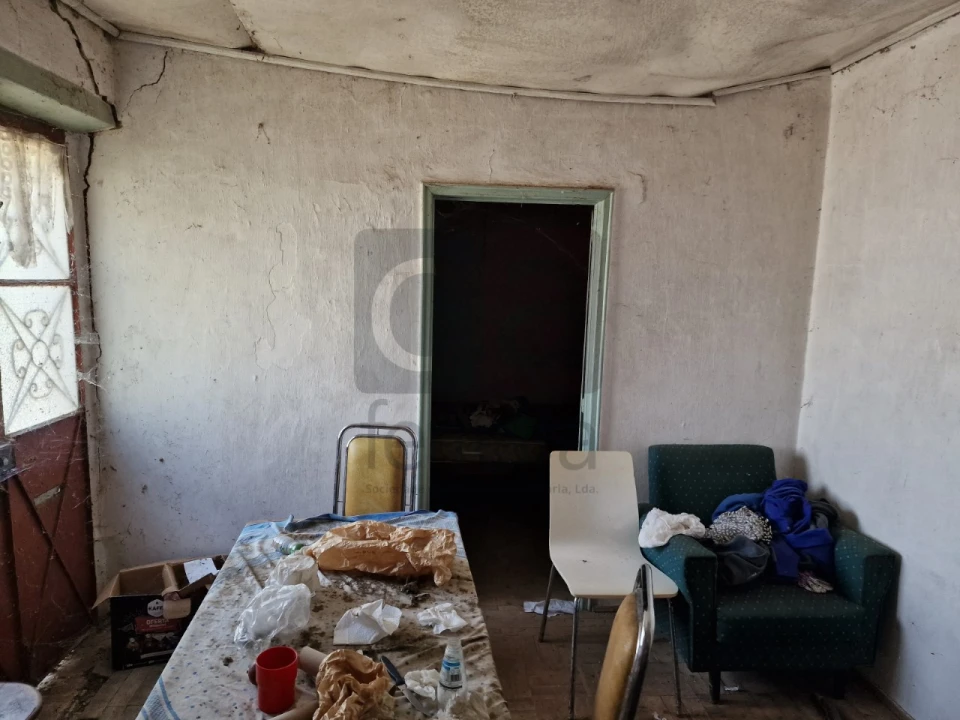 Moradia T3 para Venda em Azoia de Cima e Tremês Foto 8