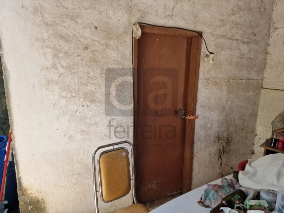 Moradia T3 para Venda em Azoia de Cima e Tremês Foto 10