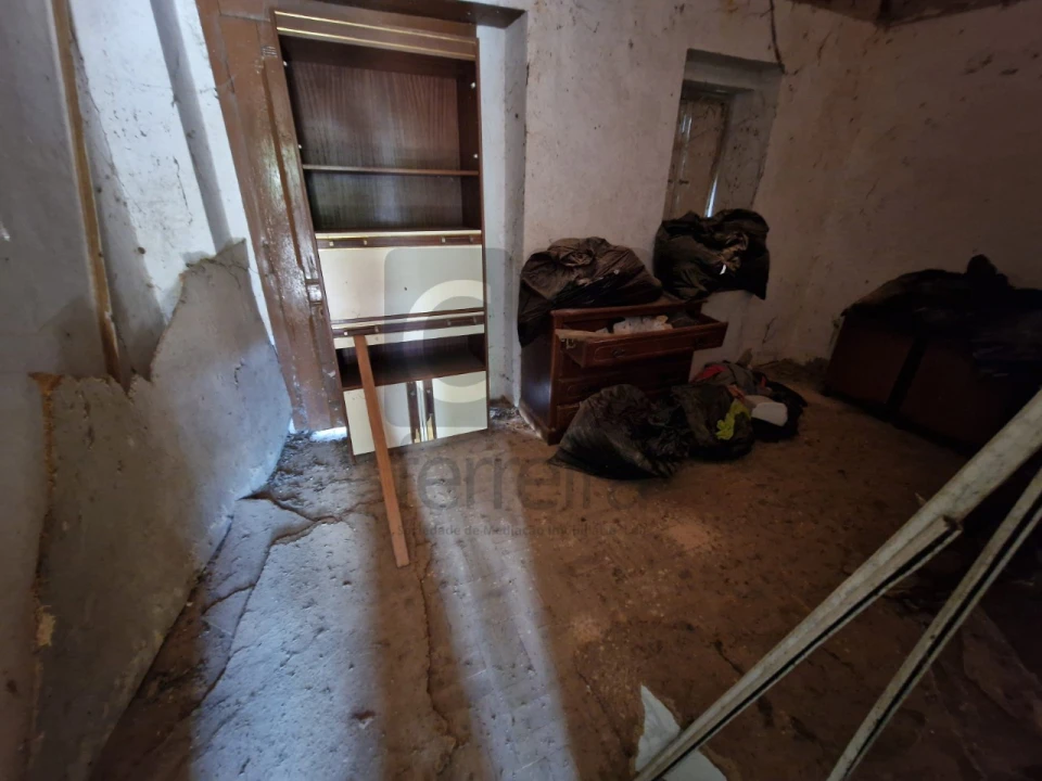 Moradia T3 para Venda em Azoia de Cima e Tremês Foto 12