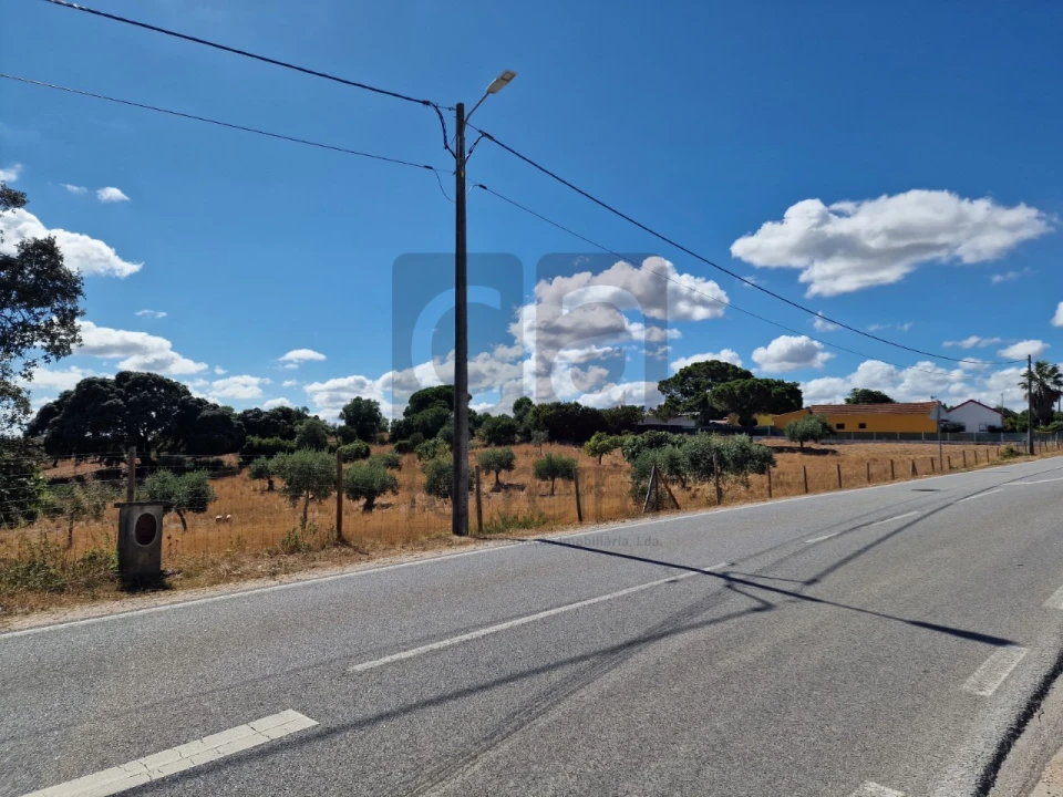Moradia T3 para Venda em Azoia de Cima e Tremês Foto 18