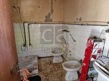 Moradia T3 para Venda em Azoia de Cima e Tremês