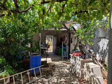 Moradia T3 para Venda em Azoia de Cima e Tremês